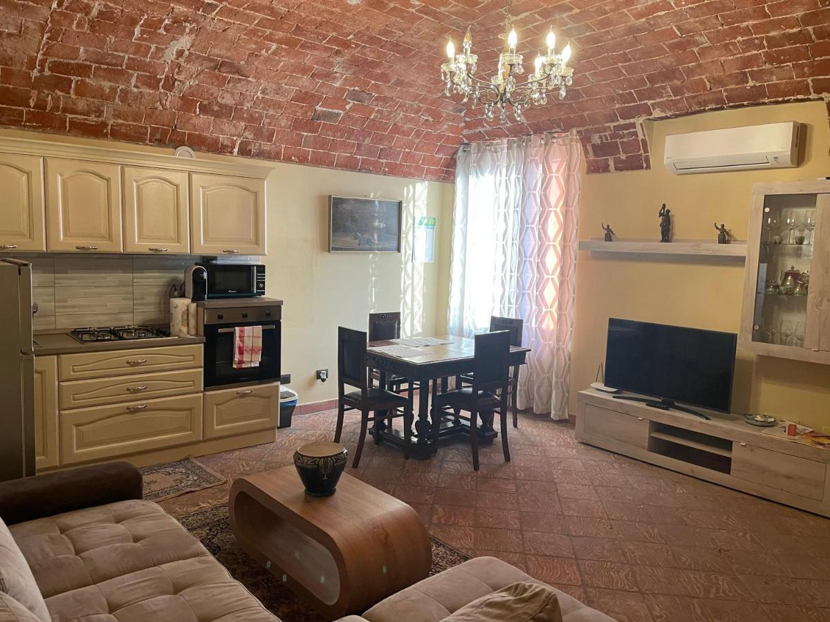 Residenza Nikol Appartamento Giulia كاسال مونفيراتو المظهر الخارجي الصورة