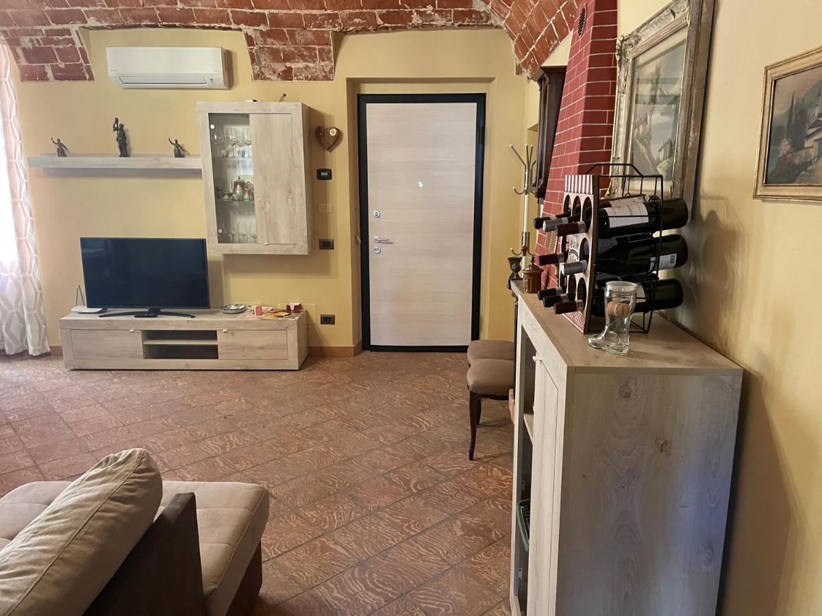 Residenza Nikol Appartamento Giulia كاسال مونفيراتو المظهر الخارجي الصورة